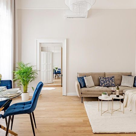 Kr16 Apartment - Hostaid Budapest Eksteriør billede