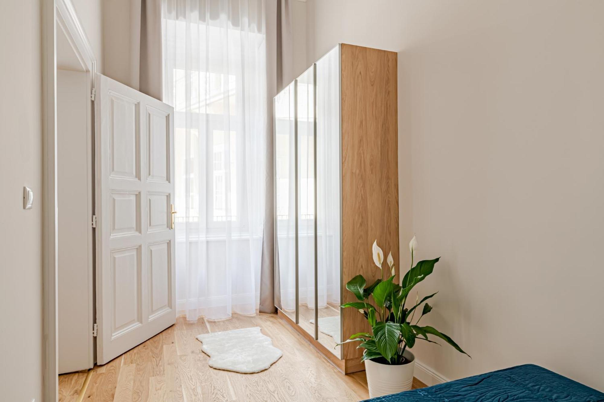 Kr16 Apartment - Hostaid Budapest Eksteriør billede